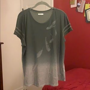Size XL maurices top